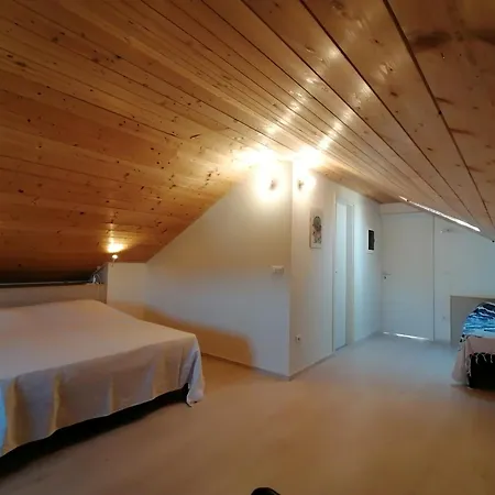Mimosa-olib Hr Apartment Olib