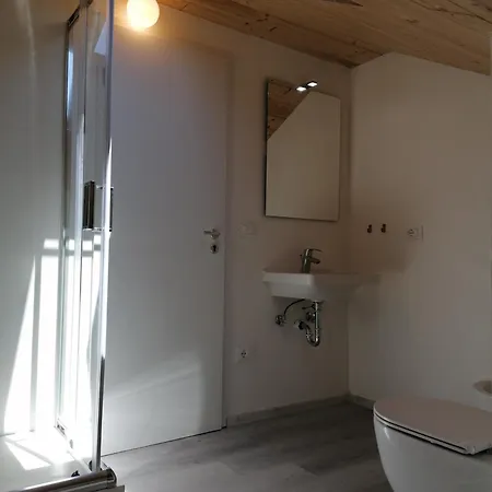 Mimosa-olib Hr Apartment